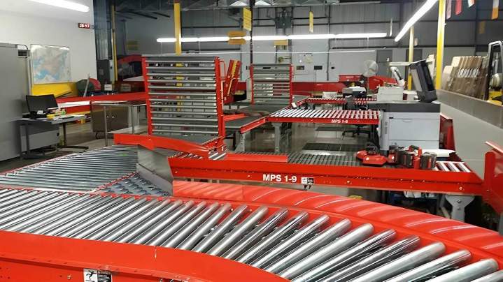 Installation complète et sécurisée de tous types de convoyeurs